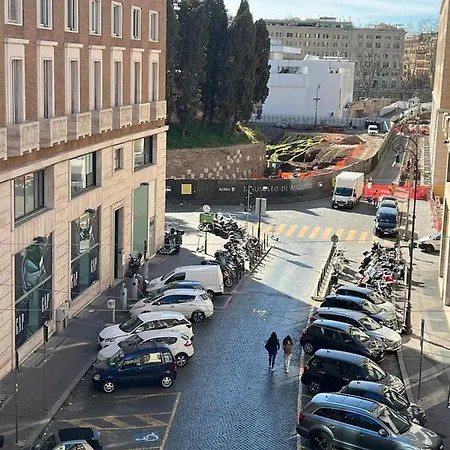 Vittoria Center Roma
